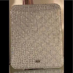FERGY Authentic🇮🇹 IPad 2-3 ( crocodile engraving